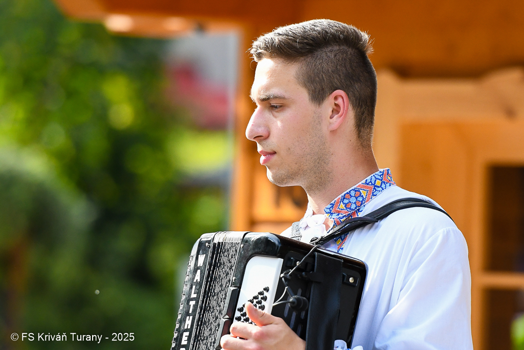 Číslo fotografie je DSC_8403