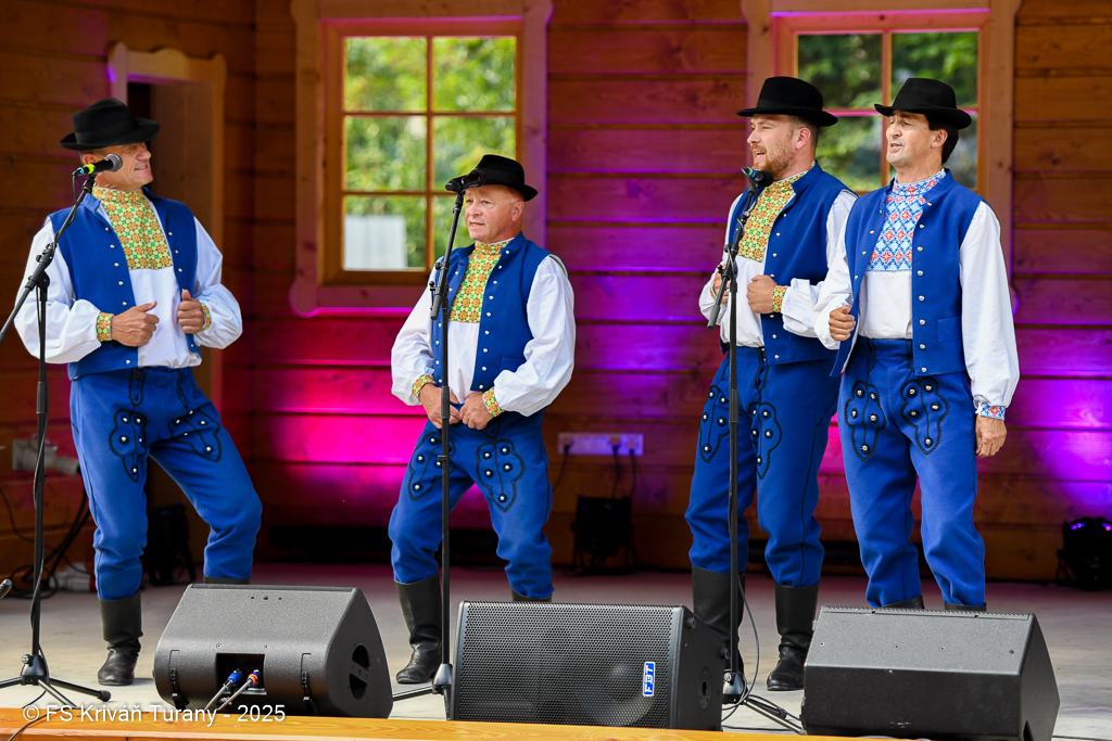 Číslo fotografie je DSC_8447