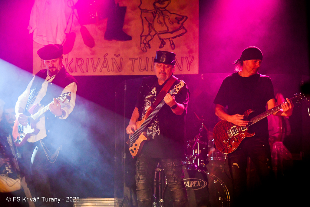 Číslo fotografie je DSC_3060