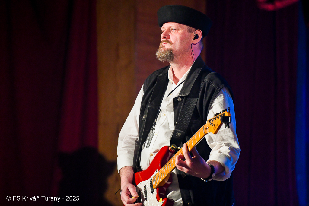 Číslo fotografie je DSC_3099