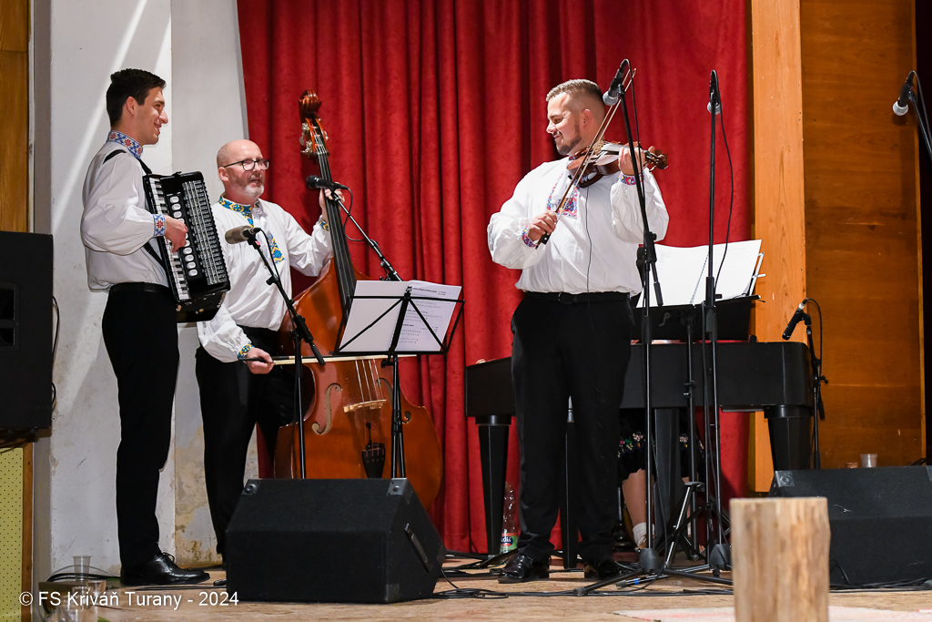 Číslo fotografie je DSC_1419